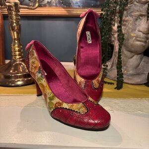 XOXO Red Floral Patchwork Heels